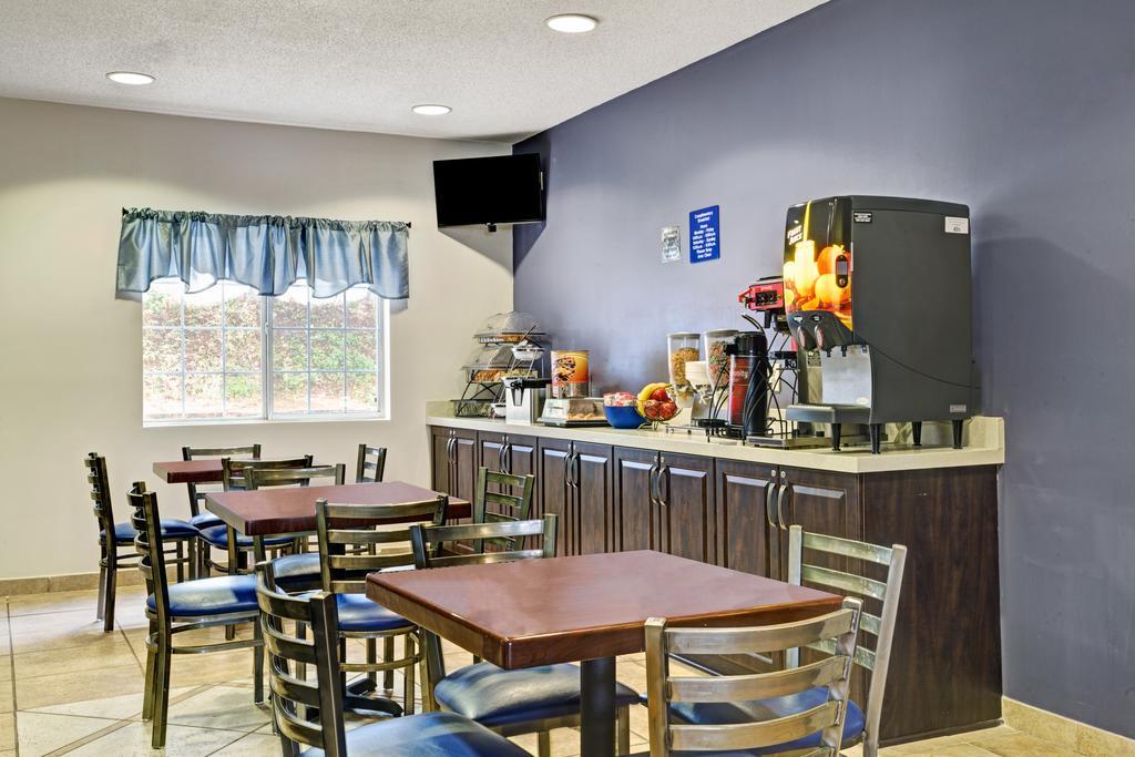 Stay Express Inn And Suites Atlanta Юніон-Сіті Екстер'єр фото
