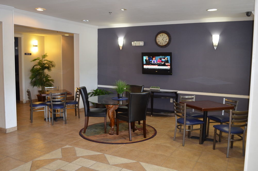 Stay Express Inn And Suites Atlanta Юніон-Сіті Екстер'єр фото